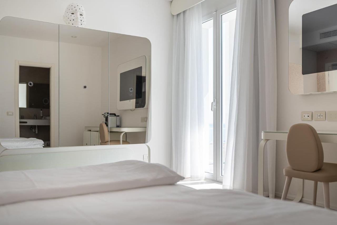 Unico Hotel Caorle Eksteriør billede