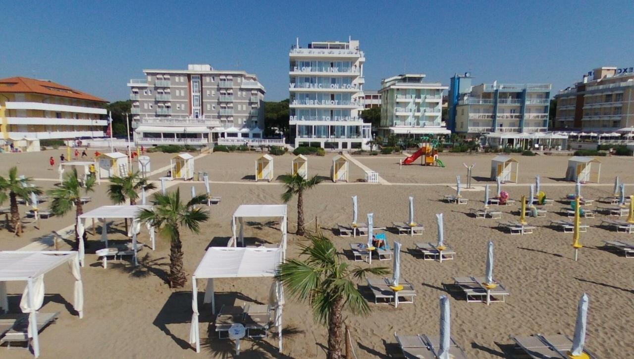 Unico Hotel Caorle Eksteriør billede